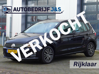 Volkswagen-Golf Sportsvan-0