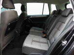 Volkswagen-Golf Sportsvan-11
