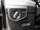 Volkswagen-Golf Sportsvan-17
