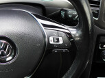 Volkswagen-Golf Sportsvan-22