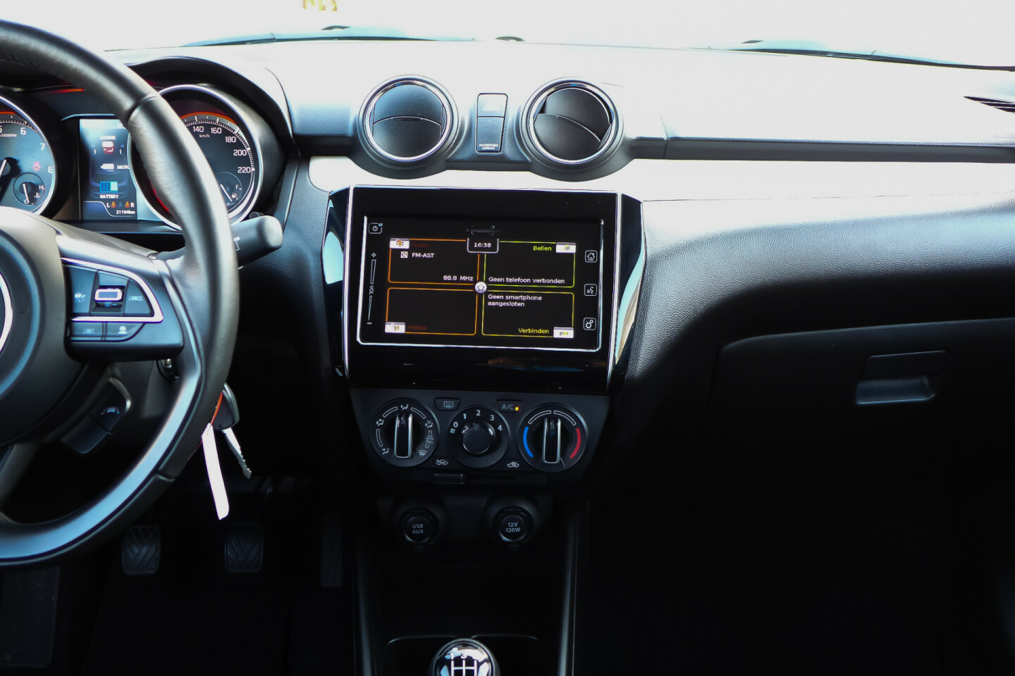 Suzuki-Swift-15