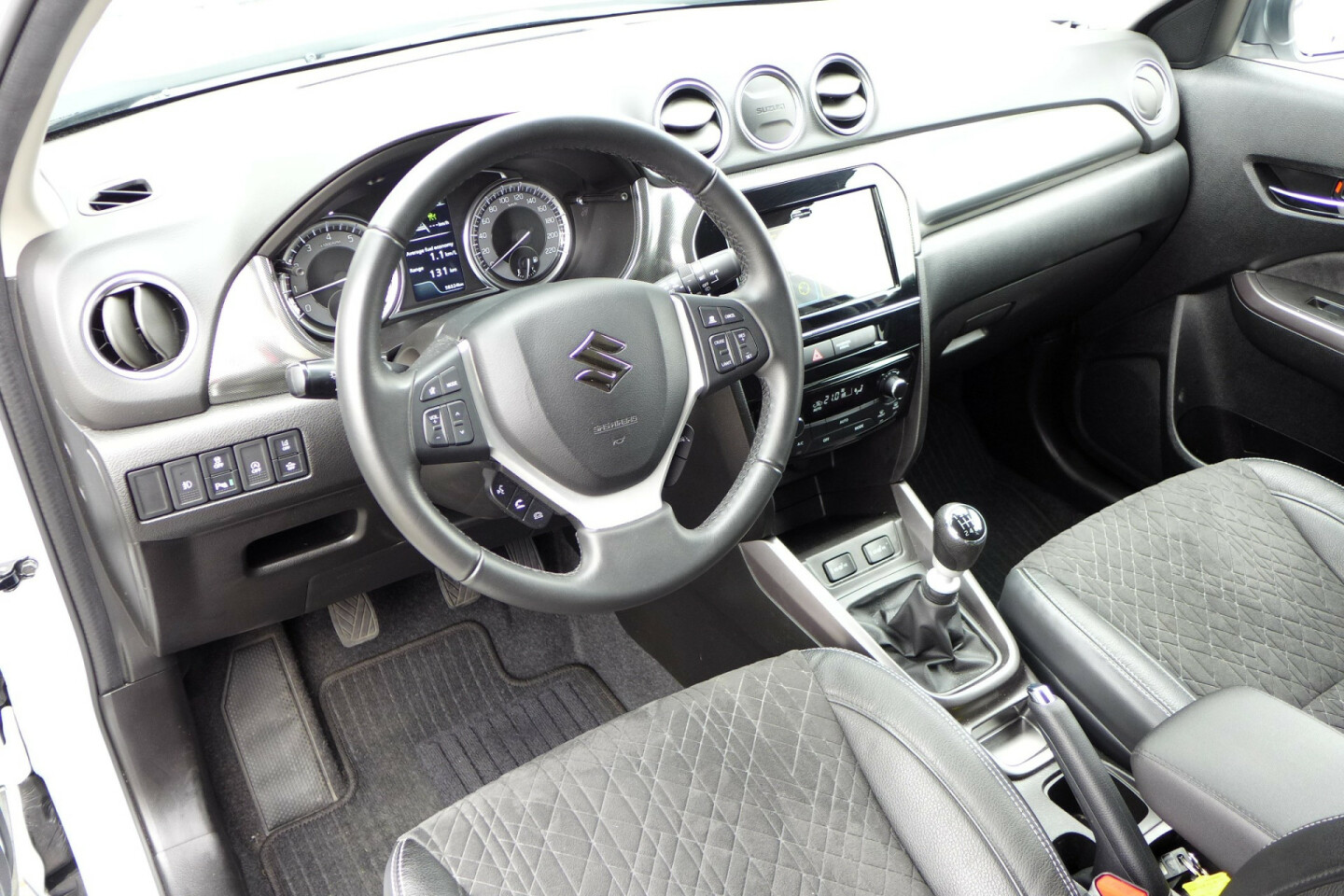 Suzuki-Vitara-9