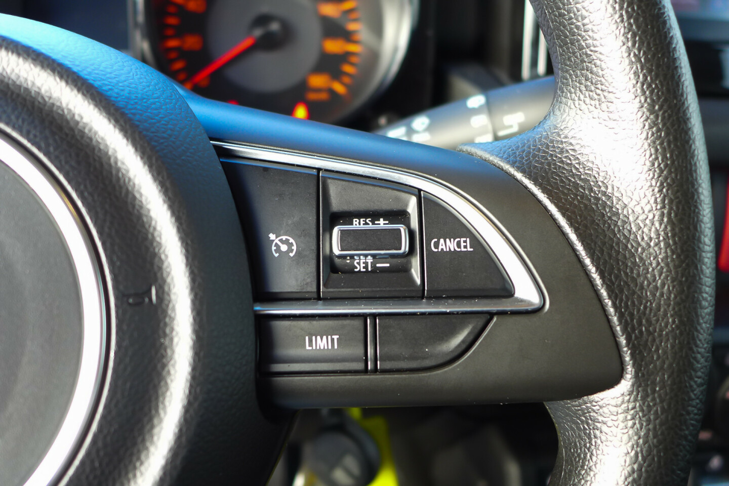 Suzuki-Jimny-20