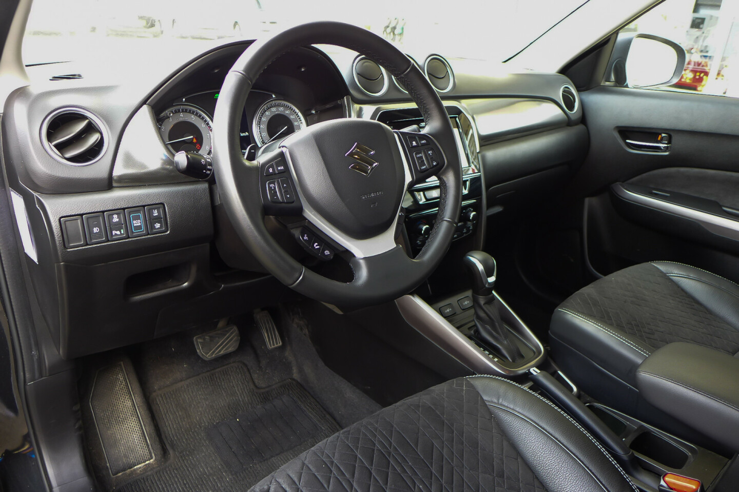 Suzuki-Vitara-8