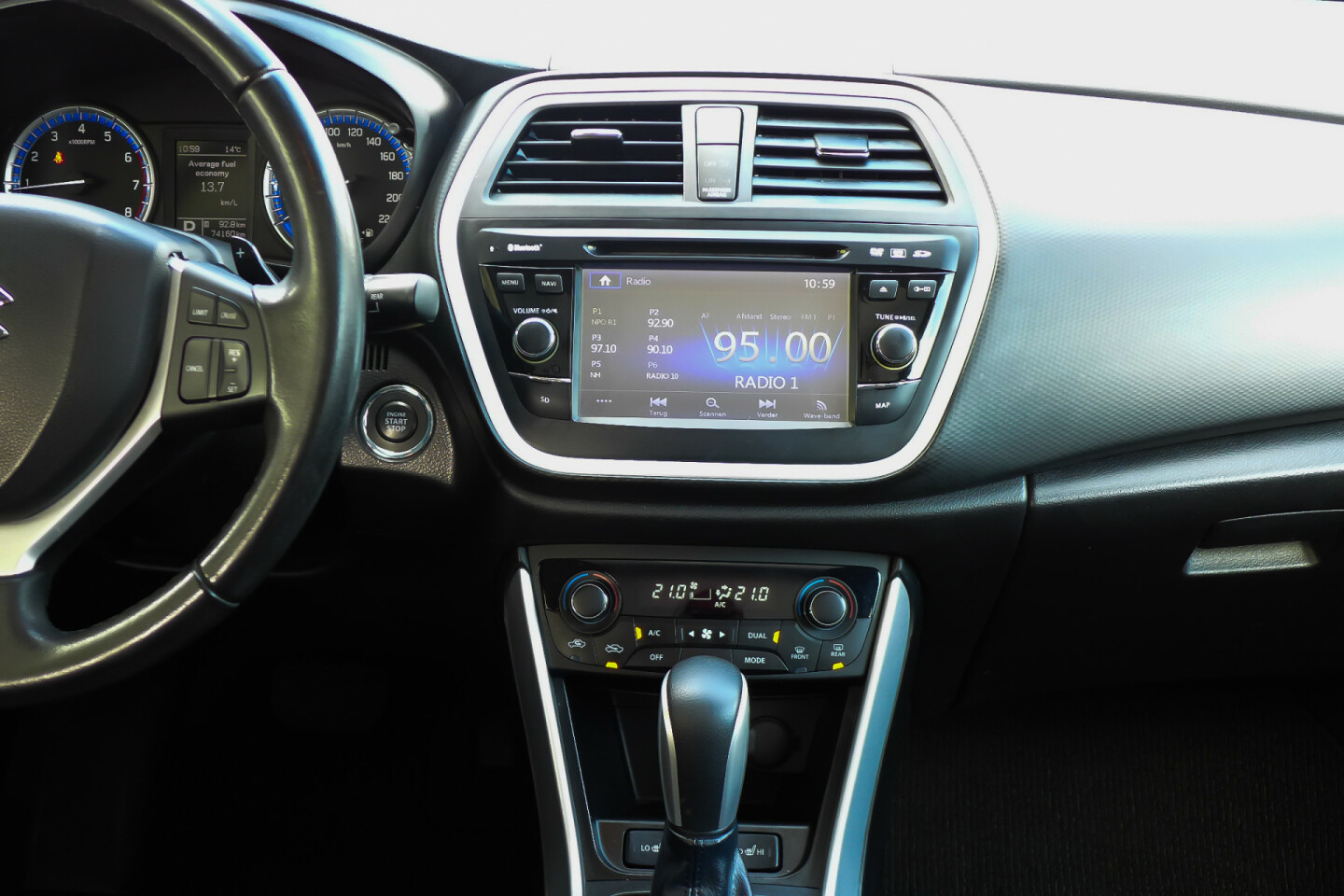 Suzuki-S-Cross-16