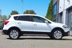Suzuki-S-Cross-4