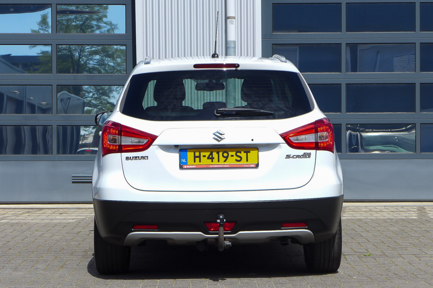 Suzuki-S-Cross-6