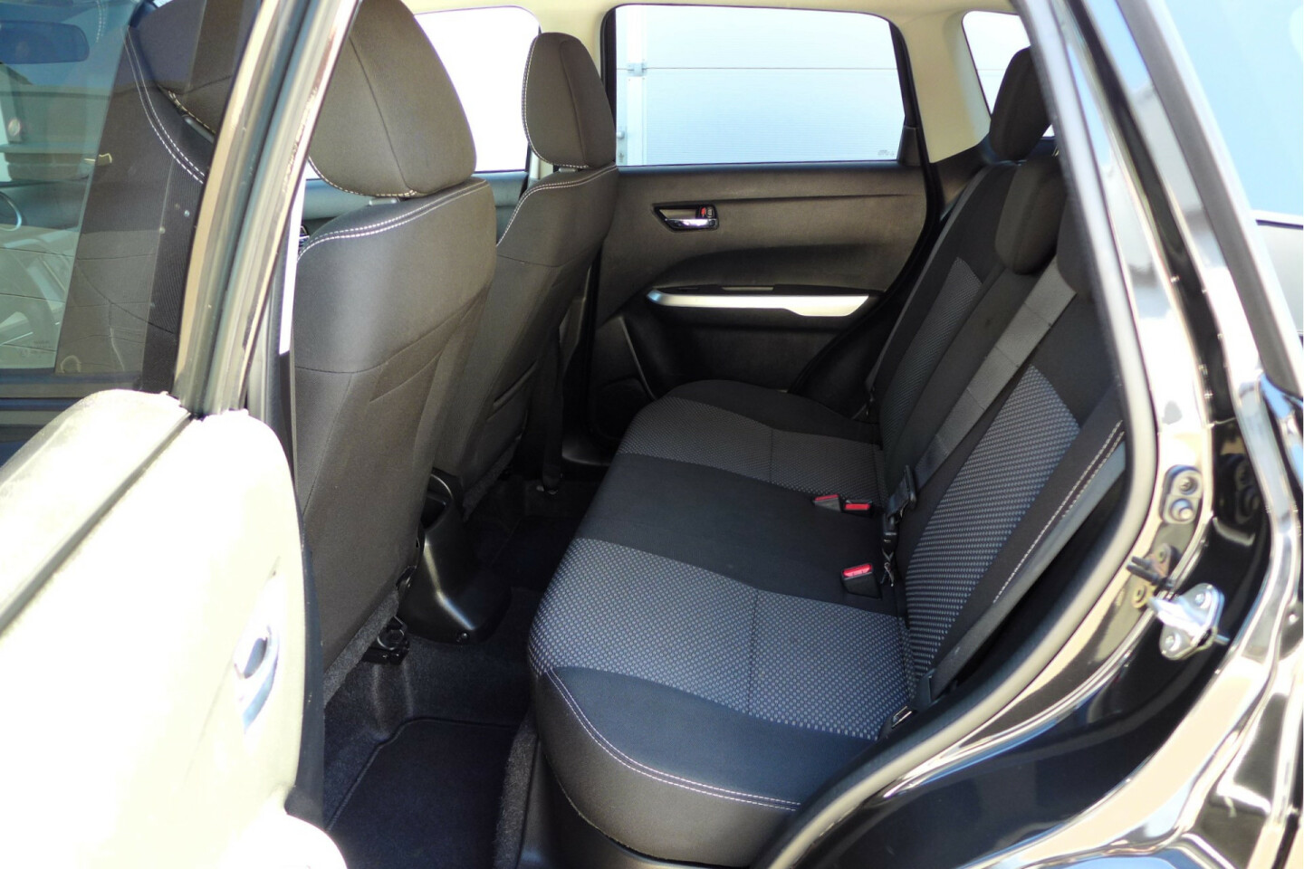 Suzuki-Vitara-26