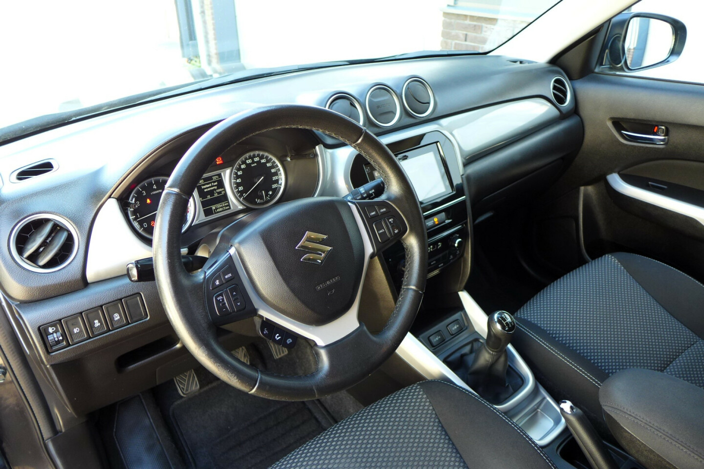 Suzuki-Vitara-8