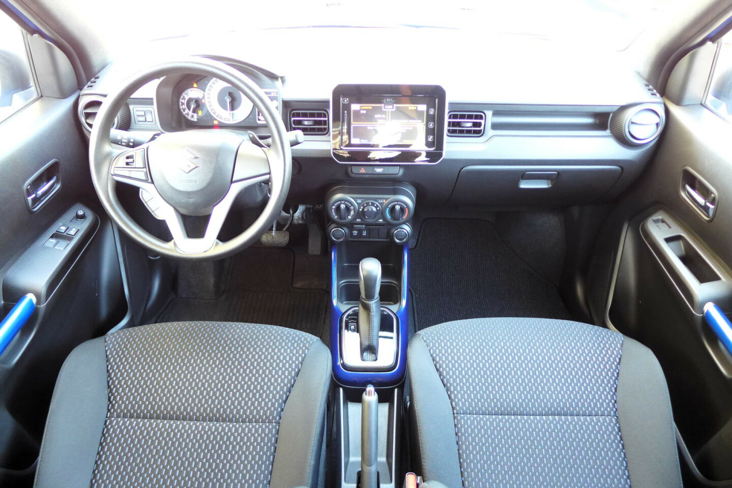 Suzuki-Ignis-18