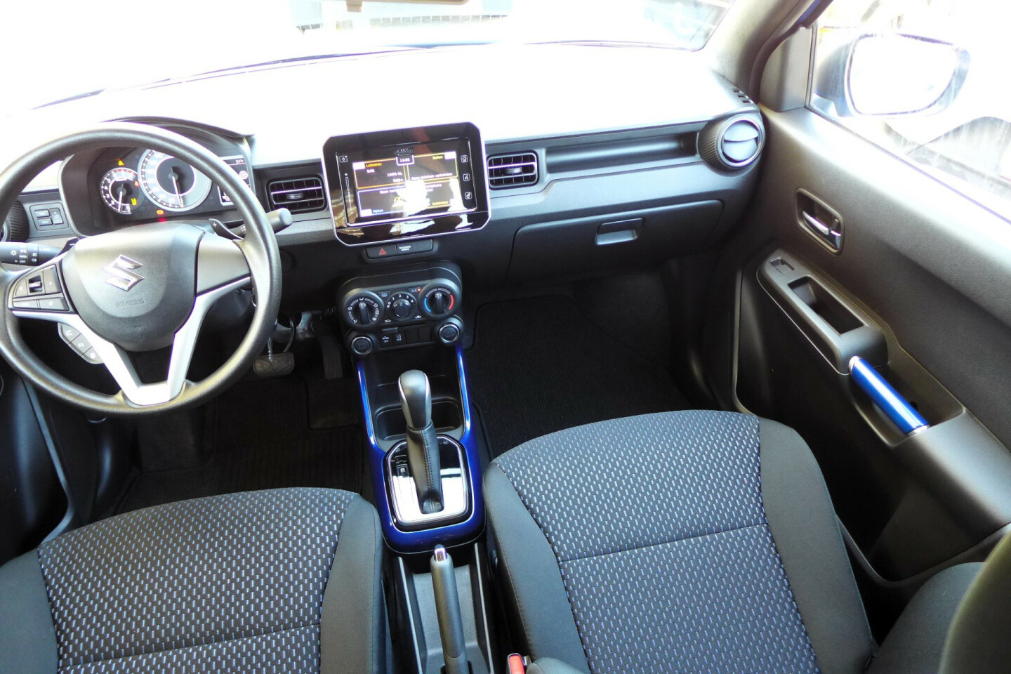 Suzuki-Ignis-24