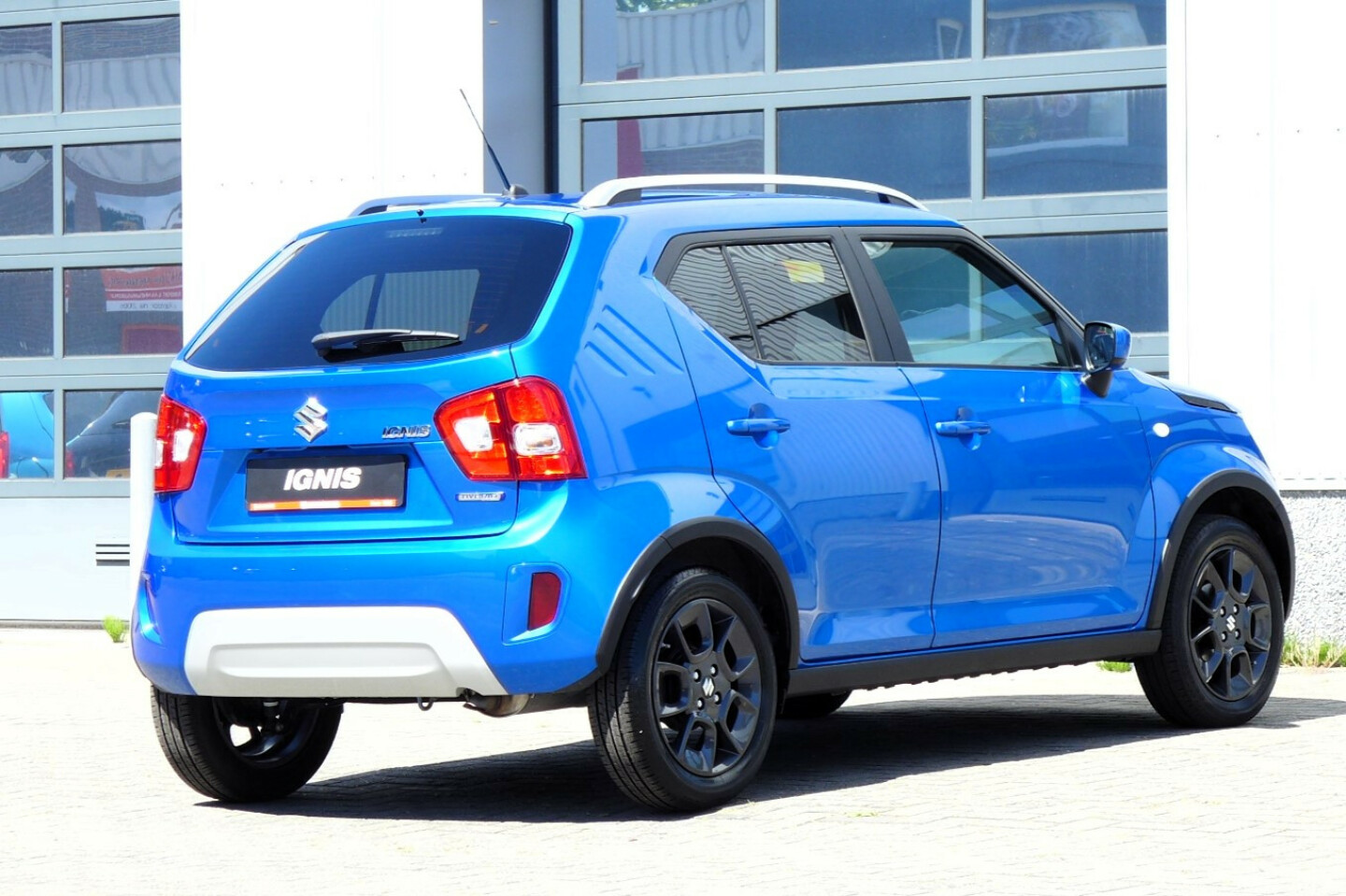 Suzuki-Ignis-5