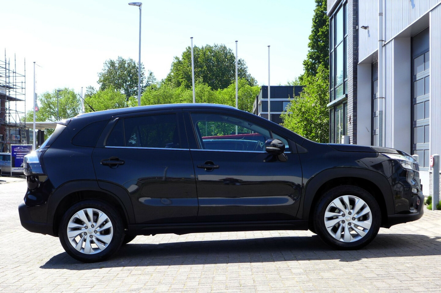 Suzuki-S-Cross-4