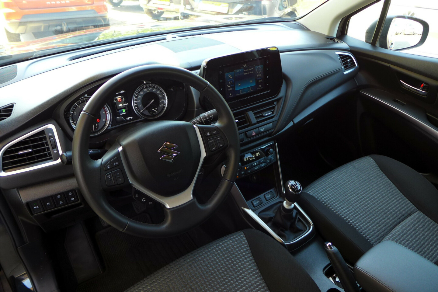 Suzuki-S-Cross-9
