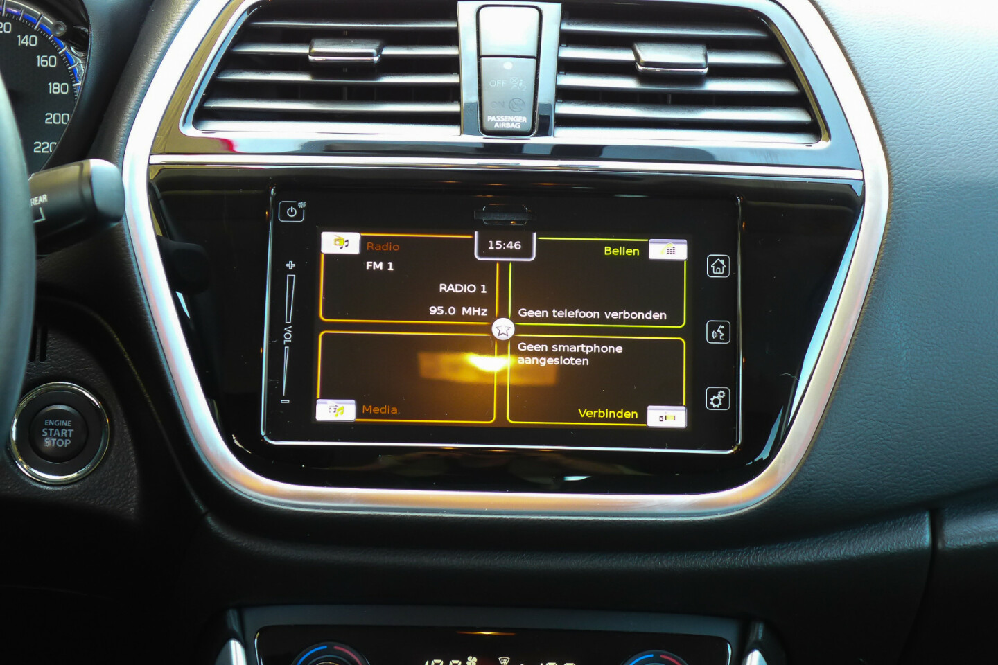 Suzuki-S-Cross-12
