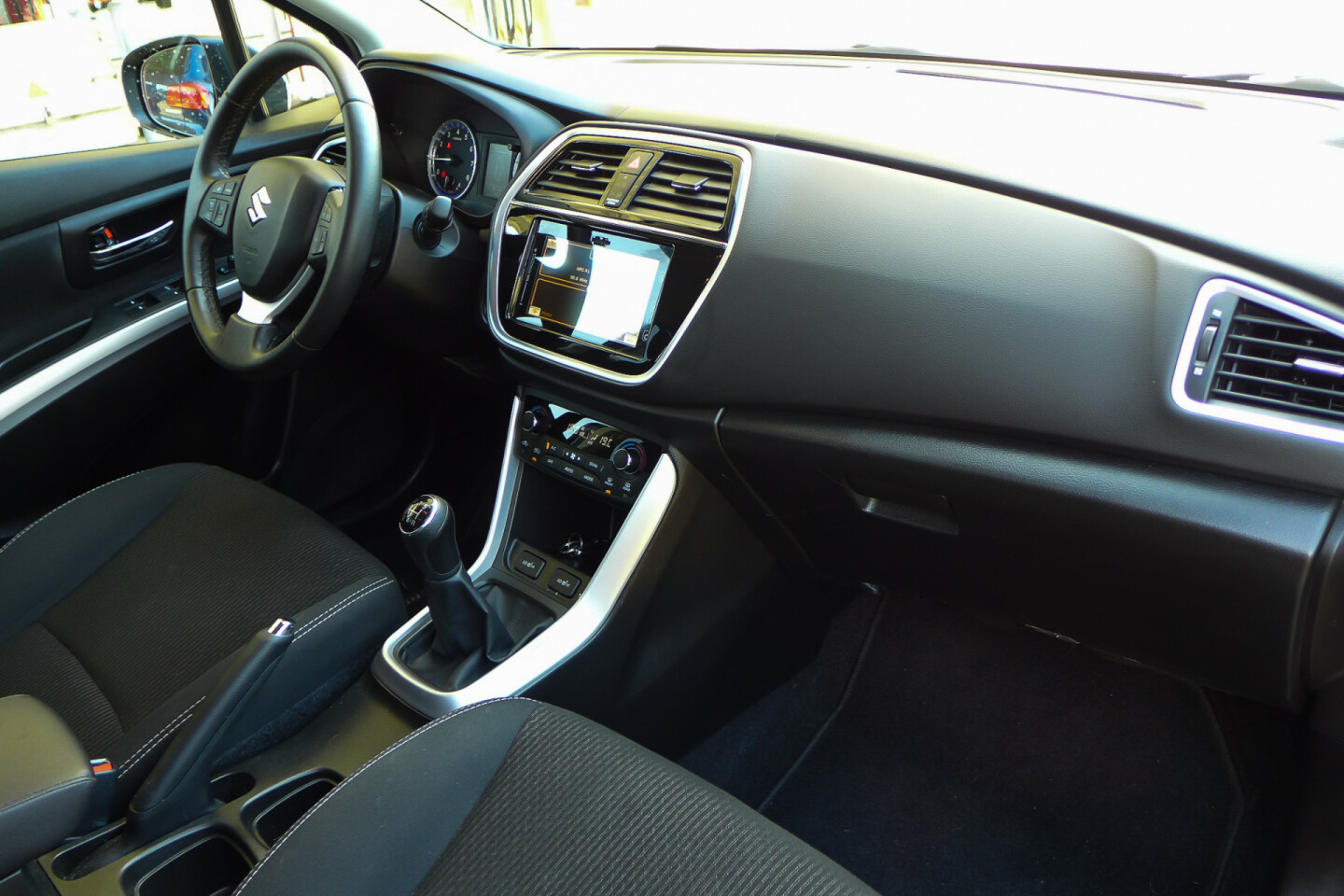Suzuki-S-Cross-17