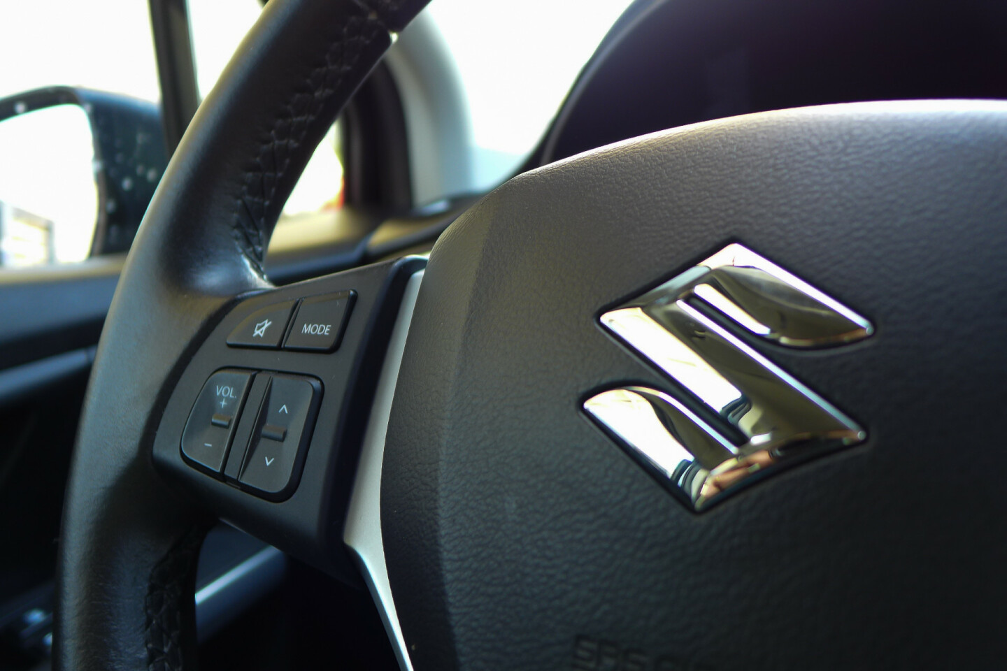 Suzuki-S-Cross-25