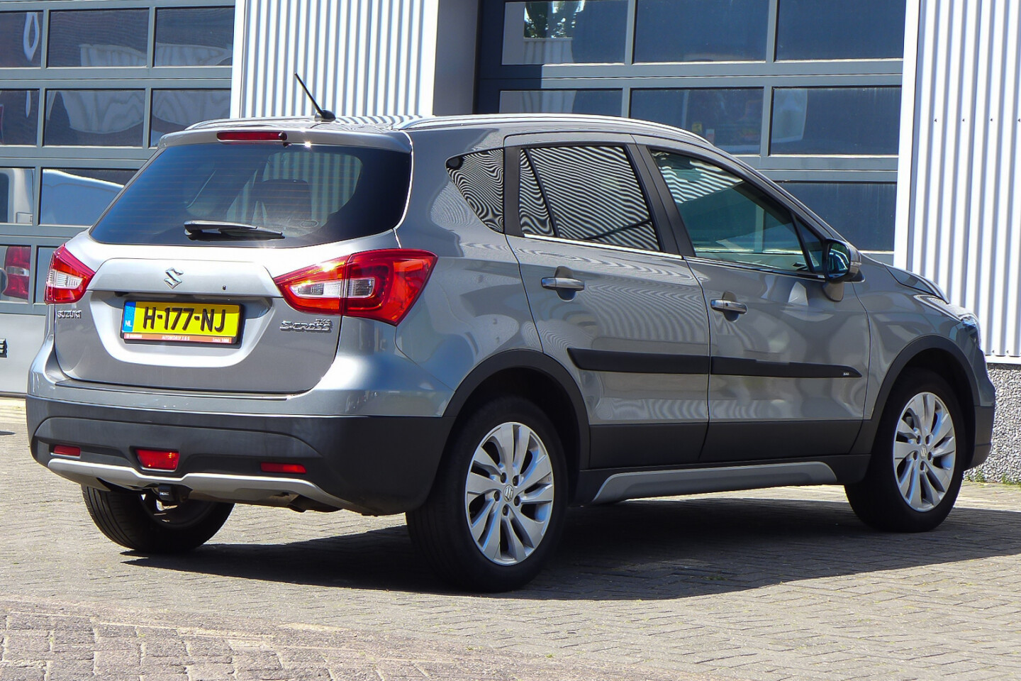 Suzuki-S-Cross-4