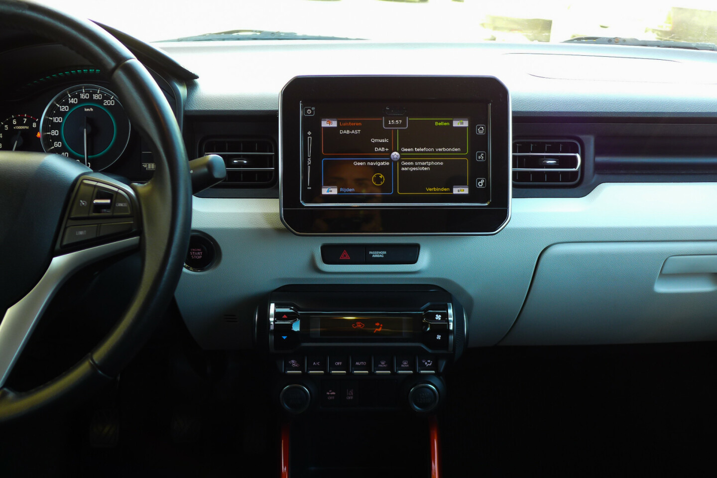 Suzuki-Ignis-15