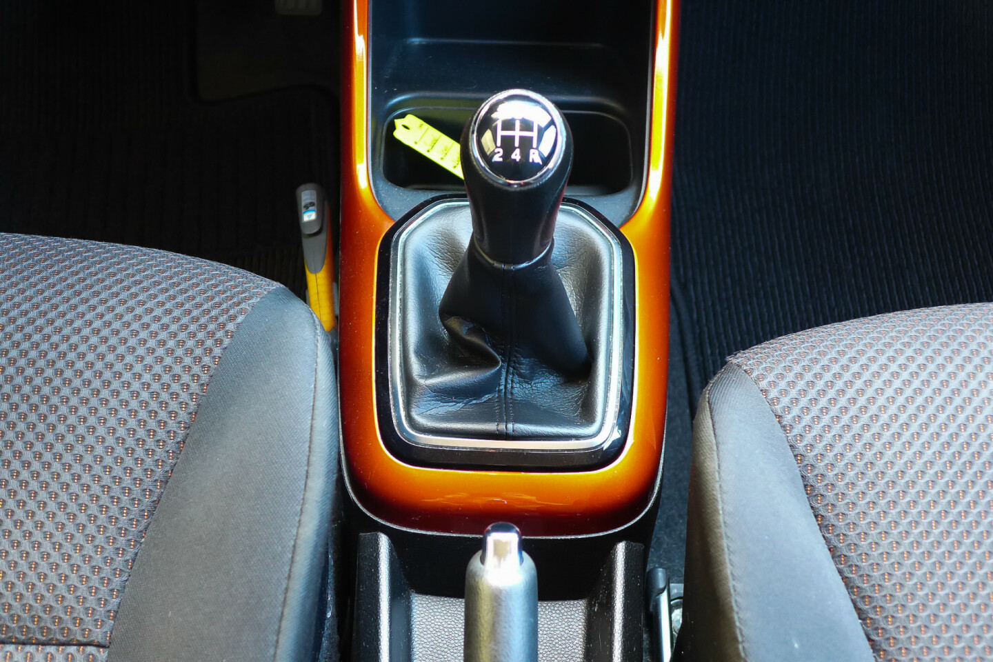 Suzuki-Ignis-17