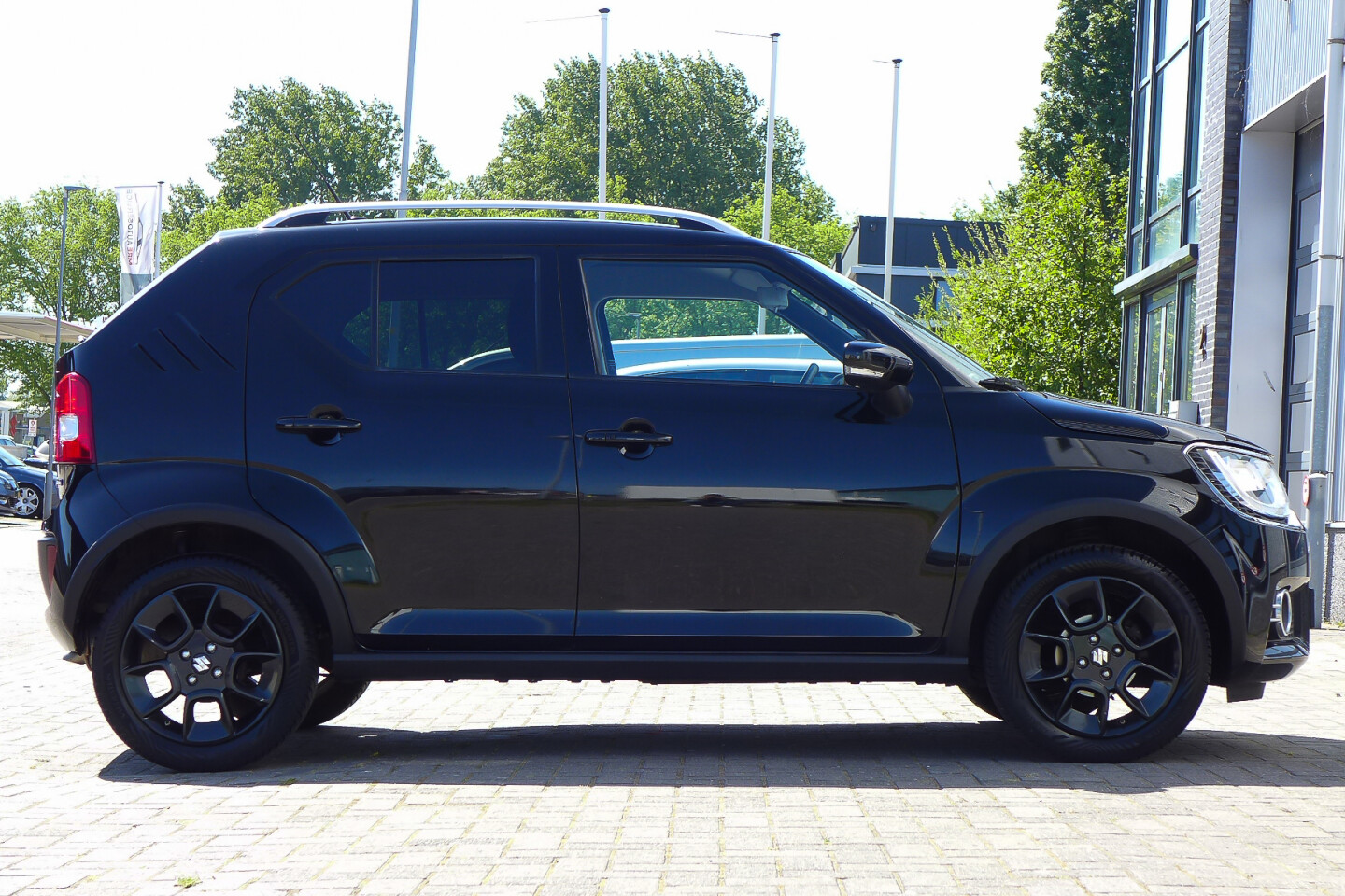 Suzuki-Ignis-4