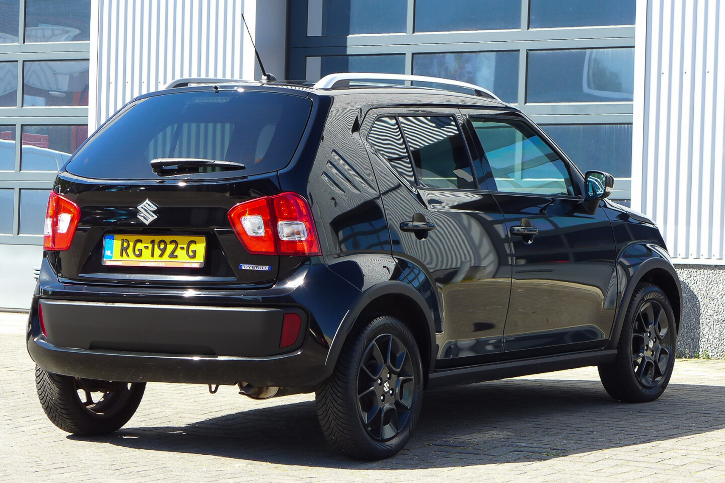 Suzuki-Ignis-5