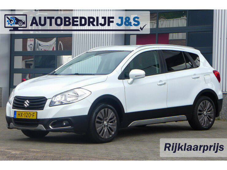 Suzuki-S-Cross-0