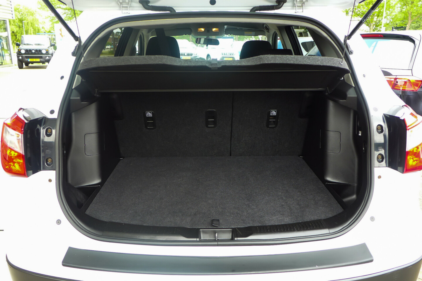 Suzuki-S-Cross-11
