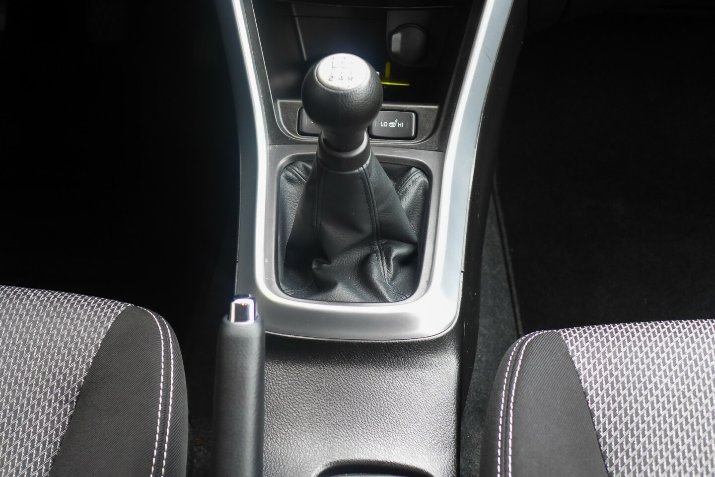Suzuki-S-Cross-16