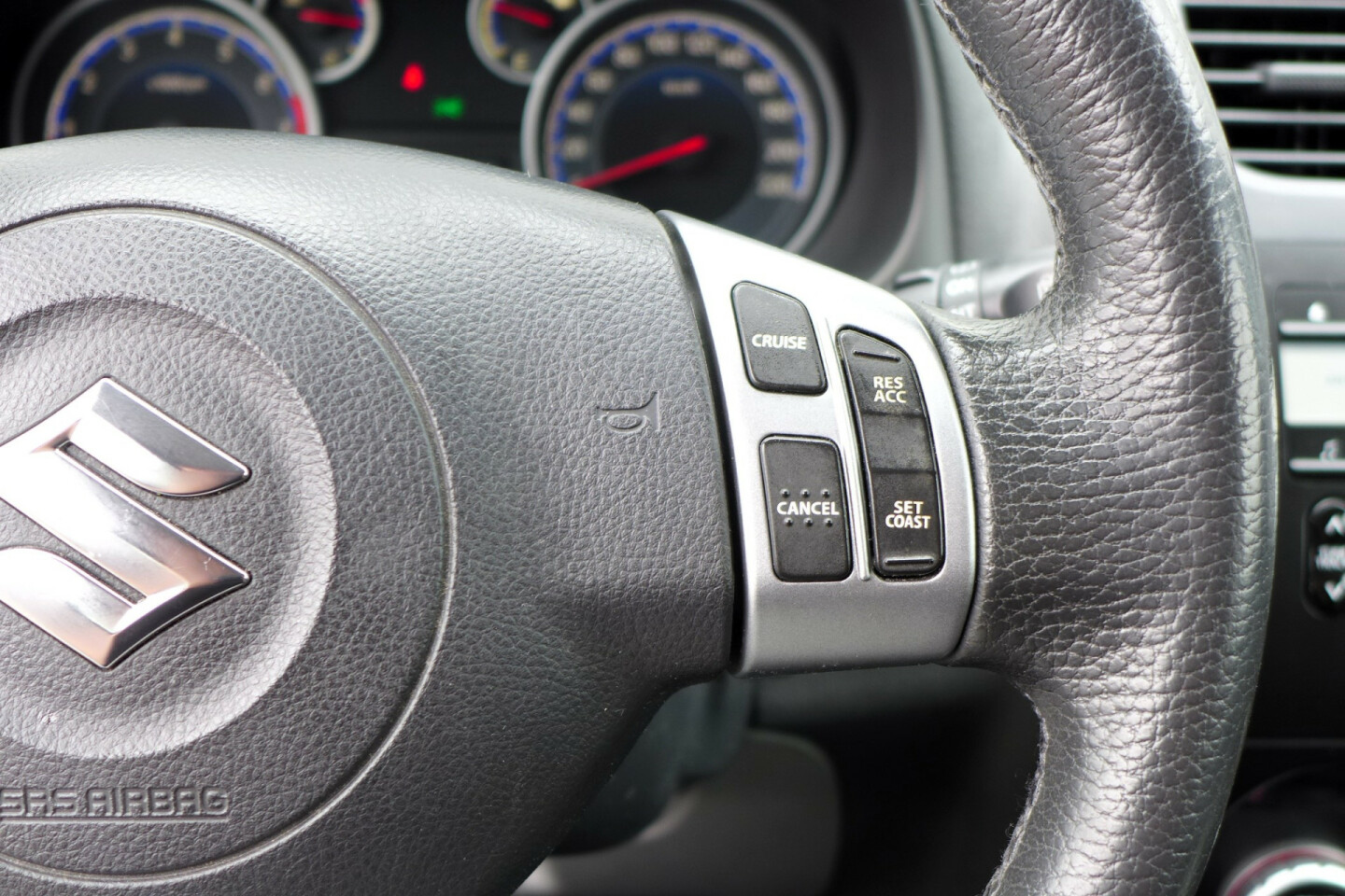 Suzuki-SX4-14
