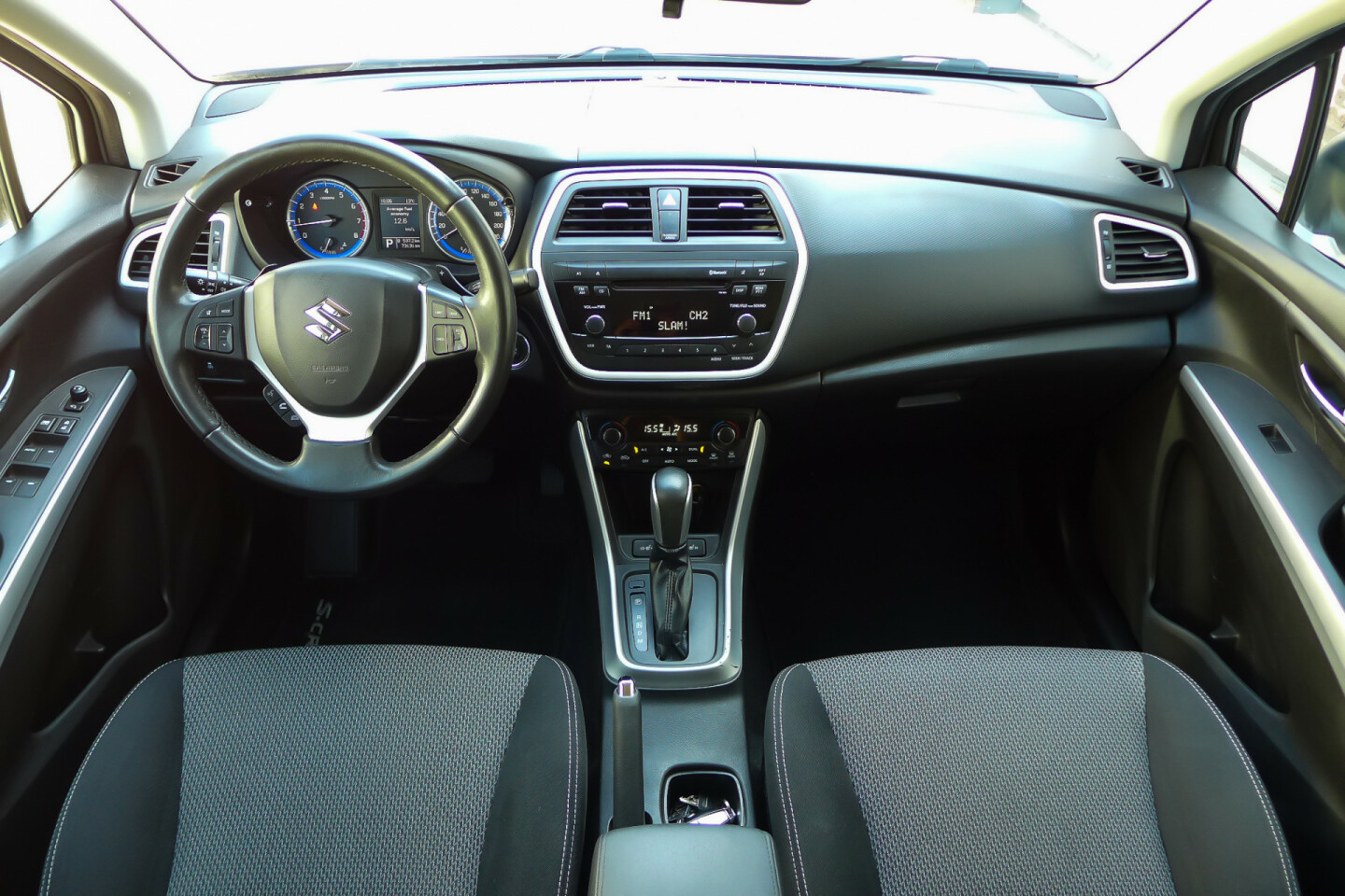 Suzuki-S-Cross-13