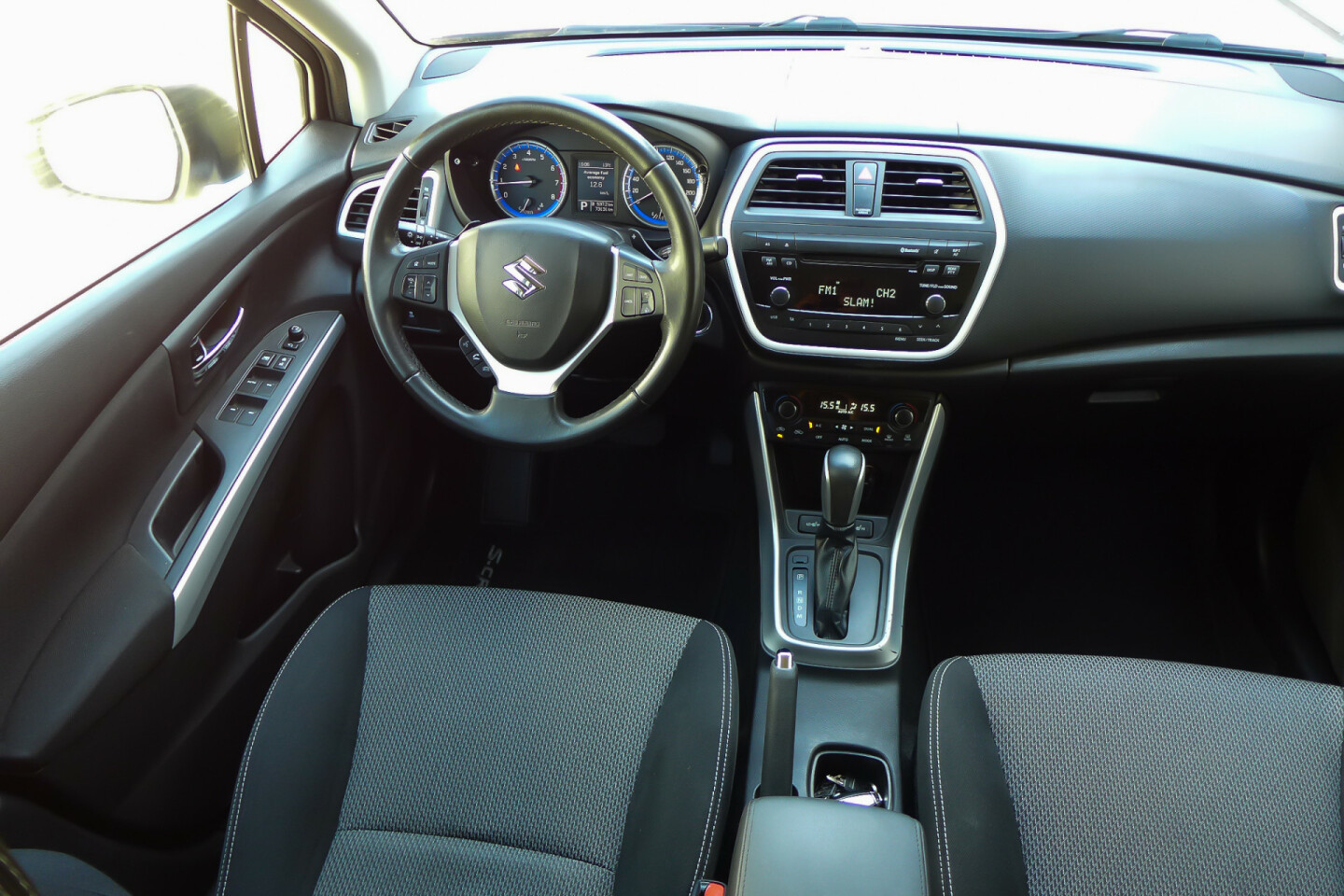Suzuki-S-Cross-14