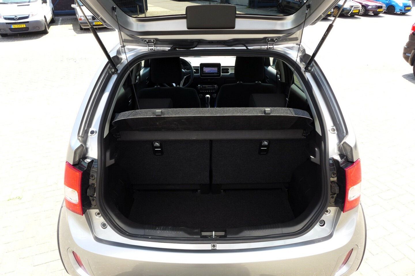 Suzuki-Ignis-24