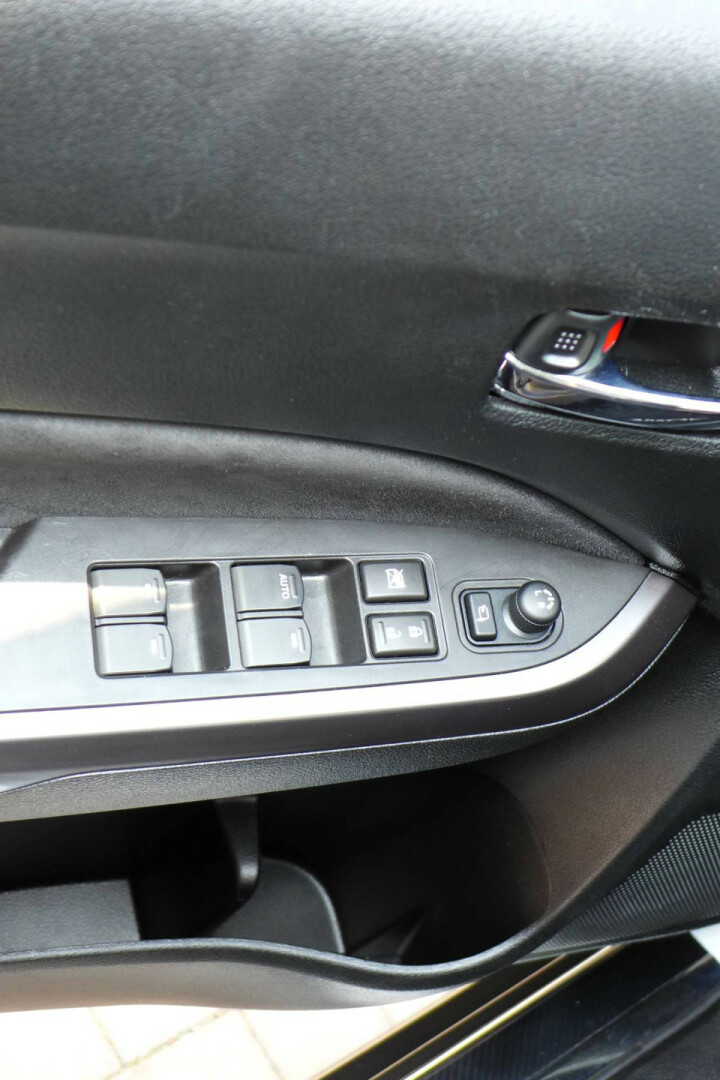 Suzuki-Vitara-11