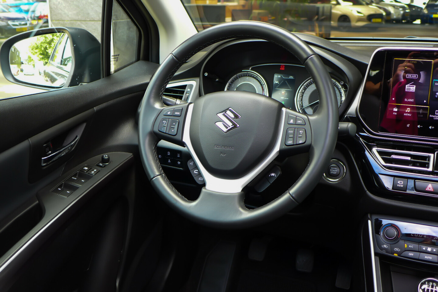 Suzuki-S-Cross-14