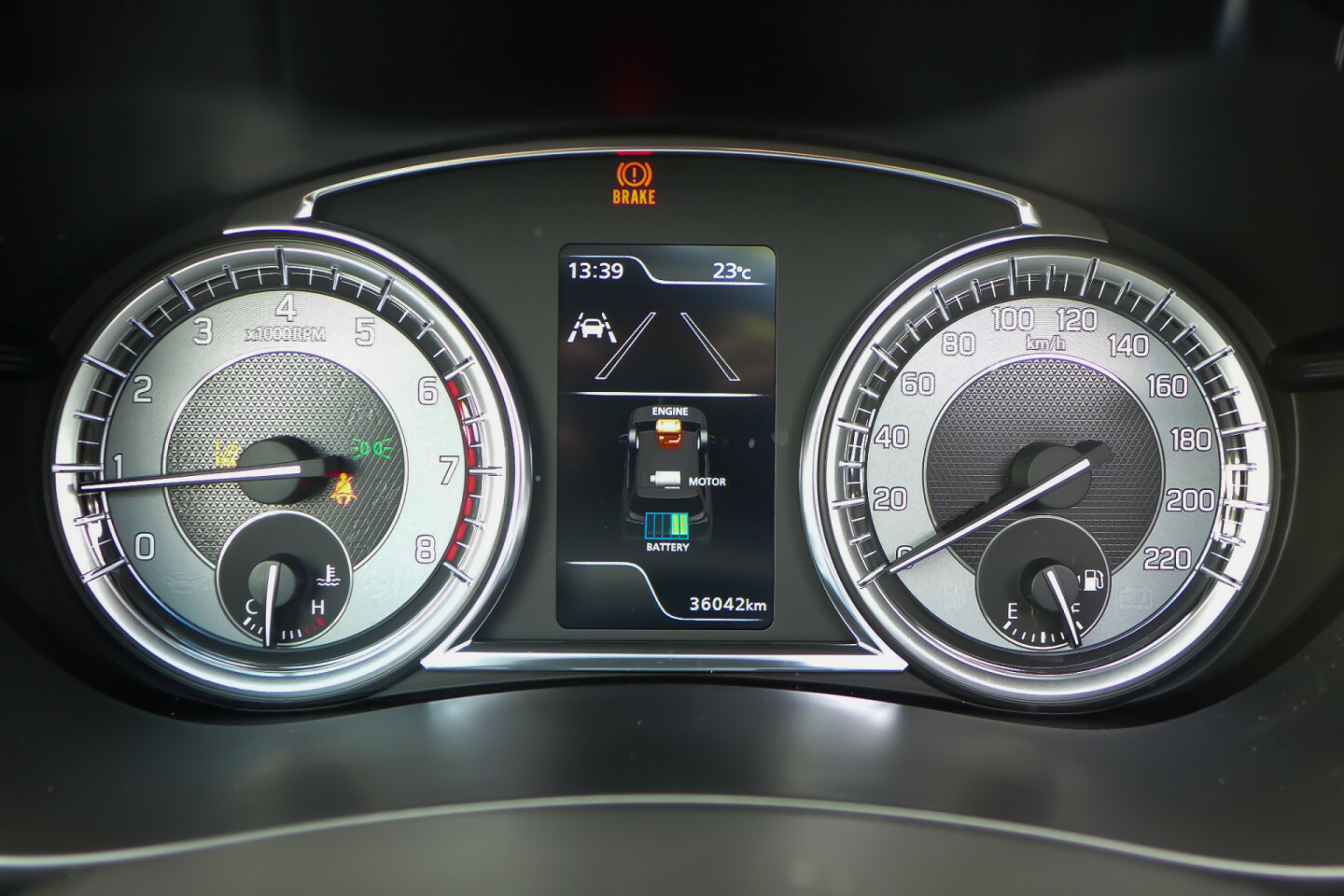 Suzuki-S-Cross-15