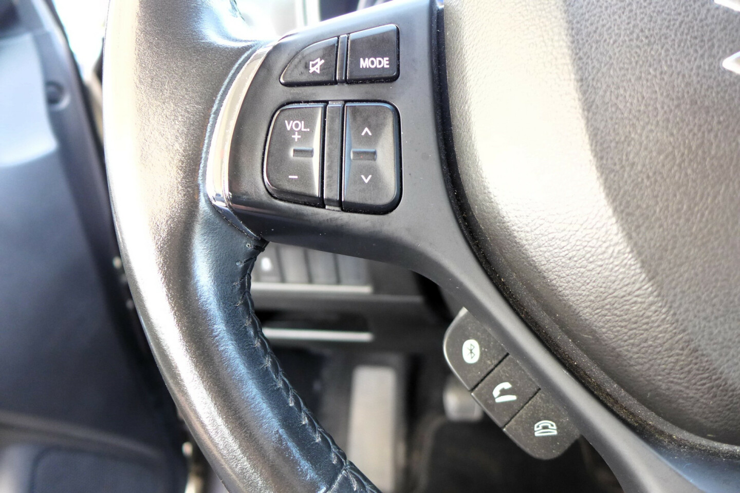 Suzuki-Baleno-13