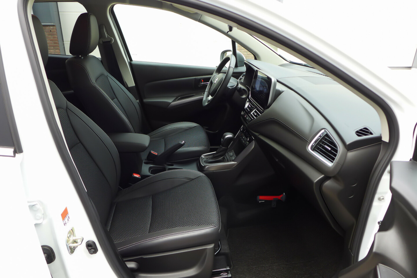 Suzuki-S-Cross-11