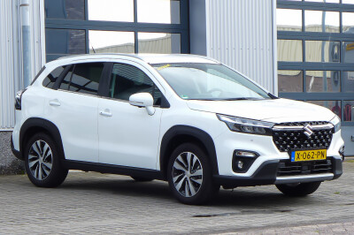 Suzuki-S-Cross-2