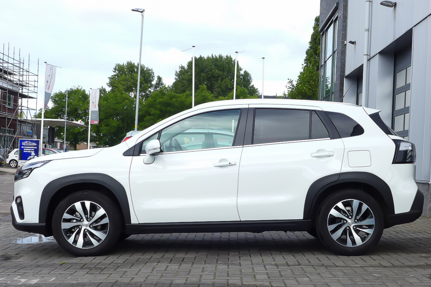 Suzuki-S-Cross-3