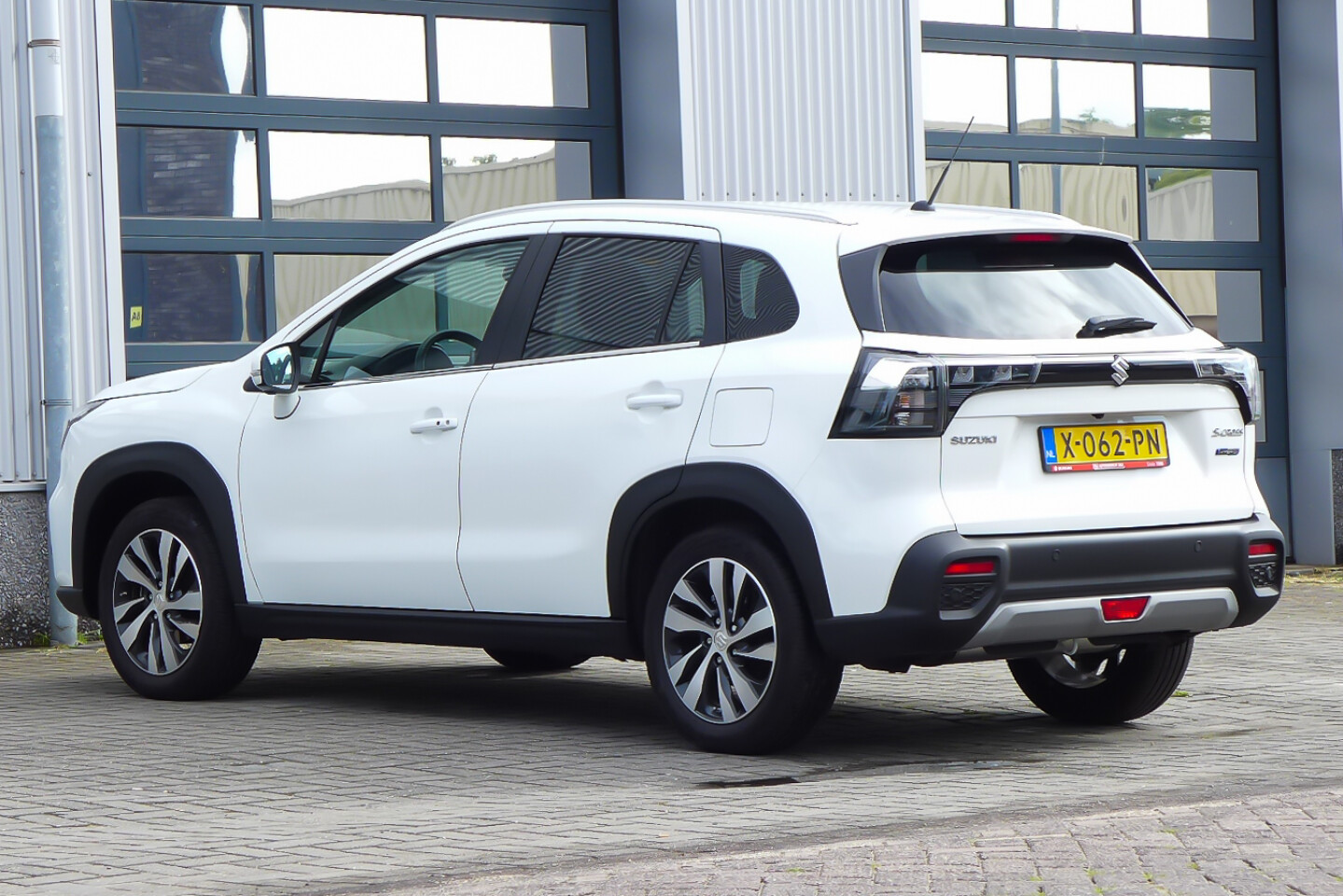 Suzuki-S-Cross-7