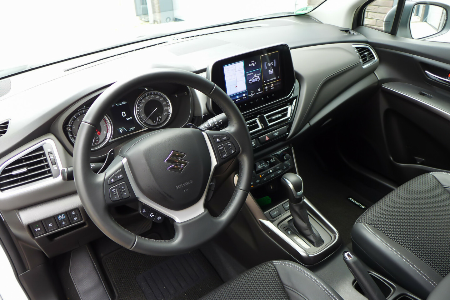 Suzuki-S-Cross-8