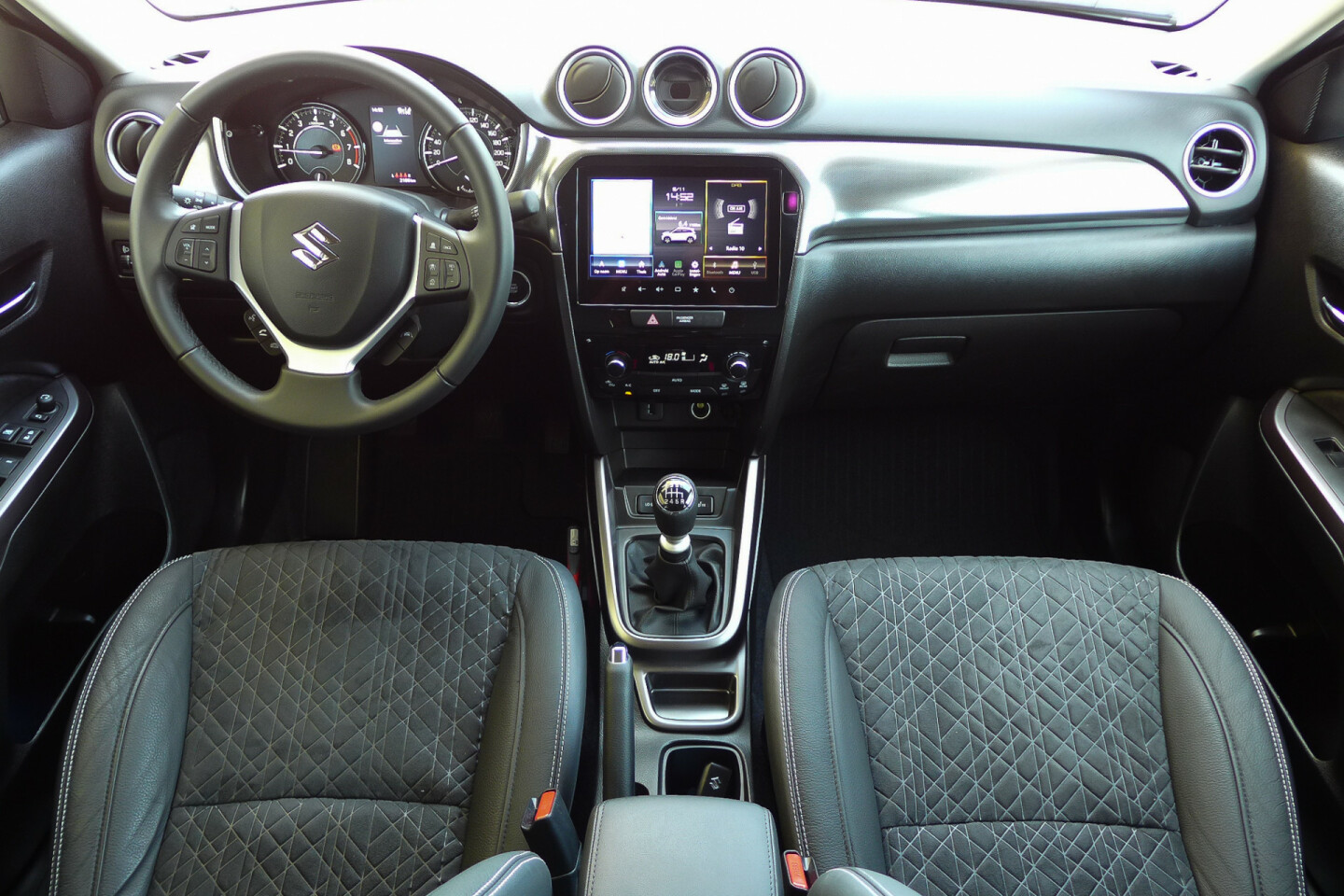 Suzuki-Vitara-12