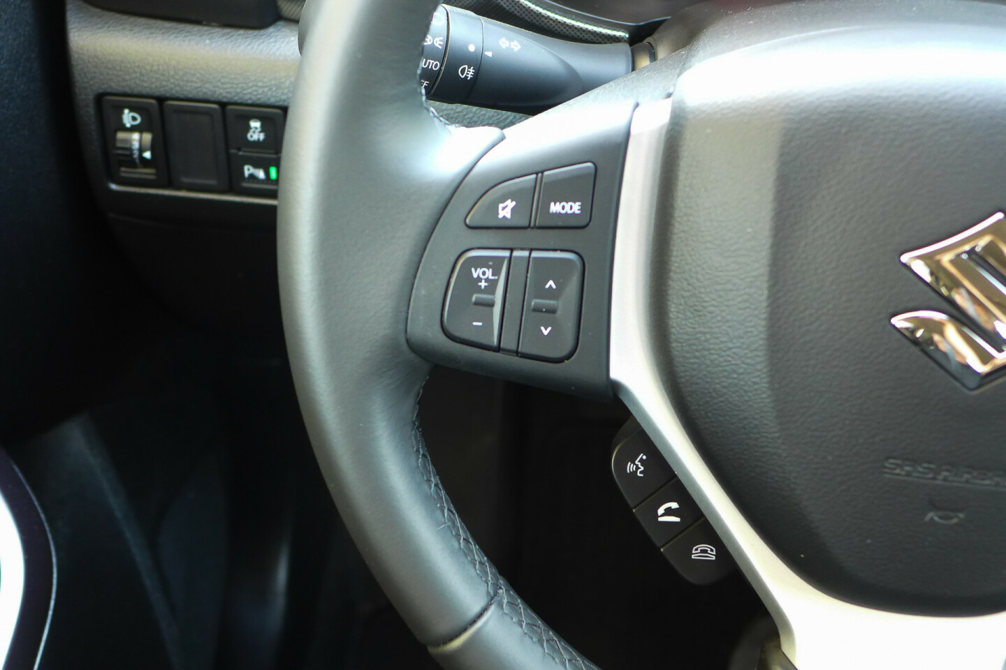 Suzuki-Vitara-23