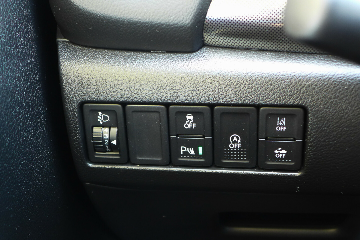Suzuki-Vitara-24