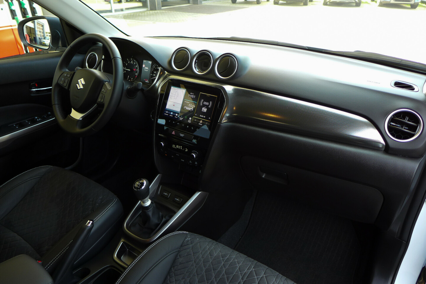 Suzuki-Vitara-9