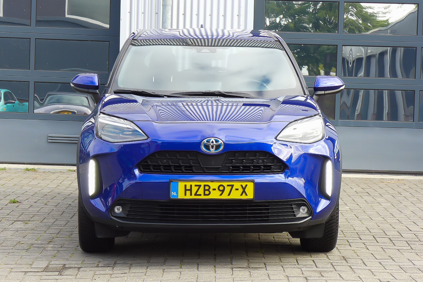 Toyota-Yaris Cross-1