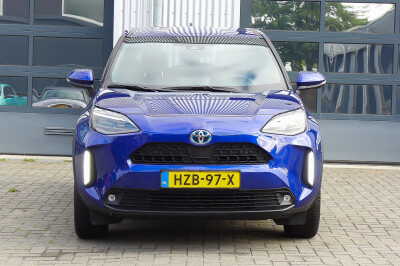 Toyota-Yaris Cross-1