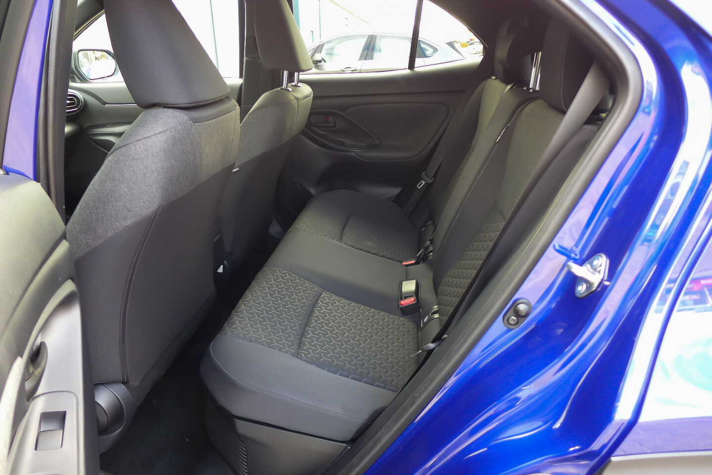 Toyota-Yaris Cross-10