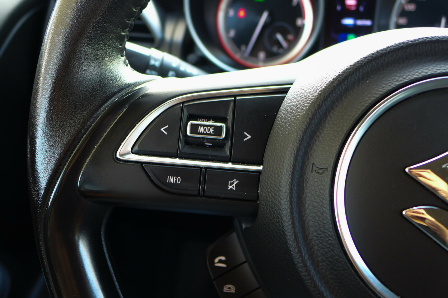 Suzuki-Swift-25